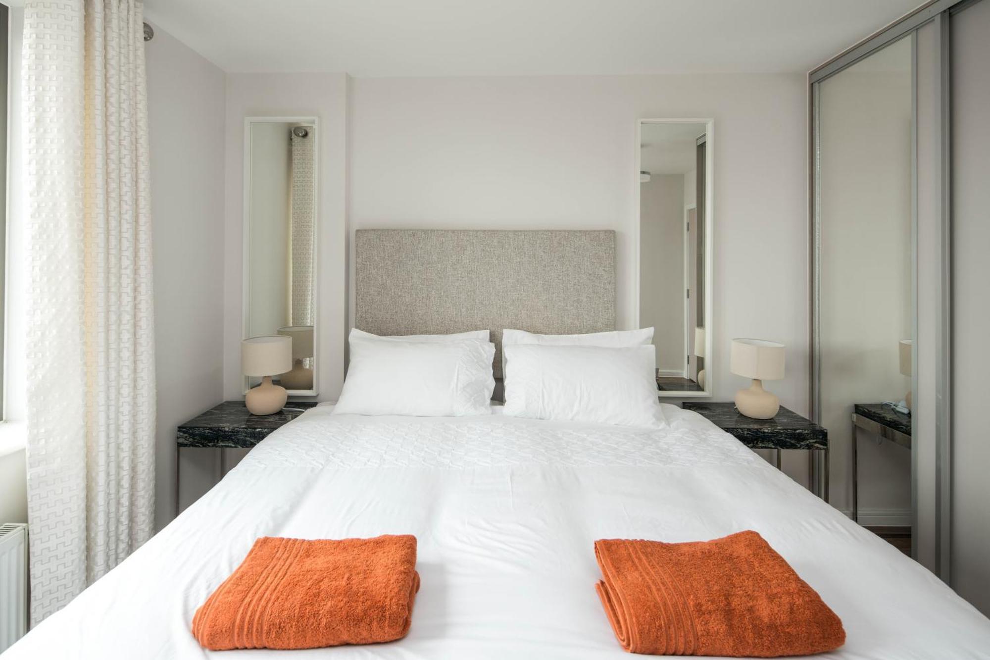 Canning Town -2 Bed Luxury Apartment Londres Exterior foto